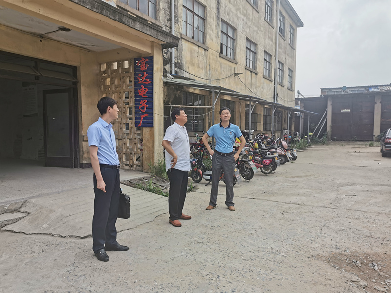 1594283254100276.jpg 愛(ài)濤文化集團(tuán)趙智董事長(zhǎng)帶隊(duì)赴淮安檢查安全生產(chǎn)工作5_副本.jpg